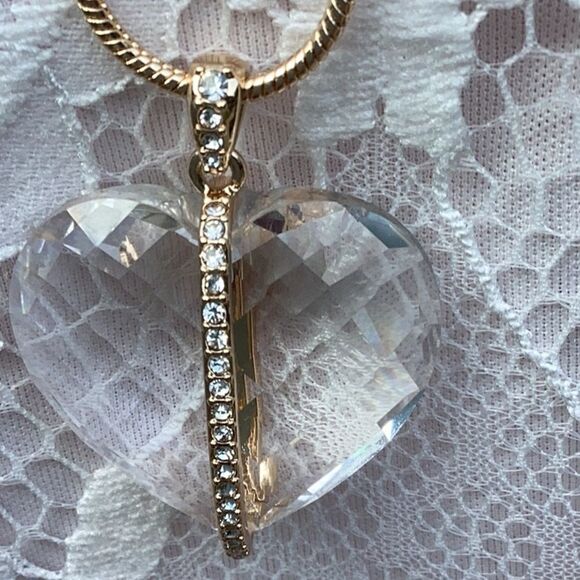 BELLA JACK CRYSTAL HEART ADJUSTABLE NECKLACE - Picture 12 of 14